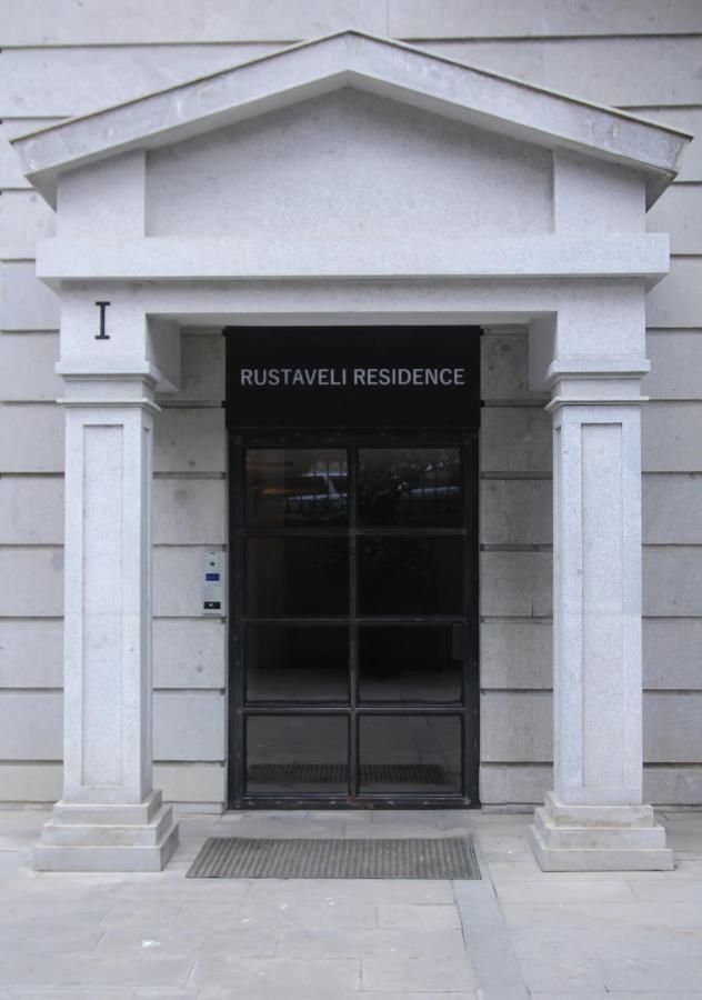Parilament On Rustaveli 4 Rooms Tbilisi Exterior photo